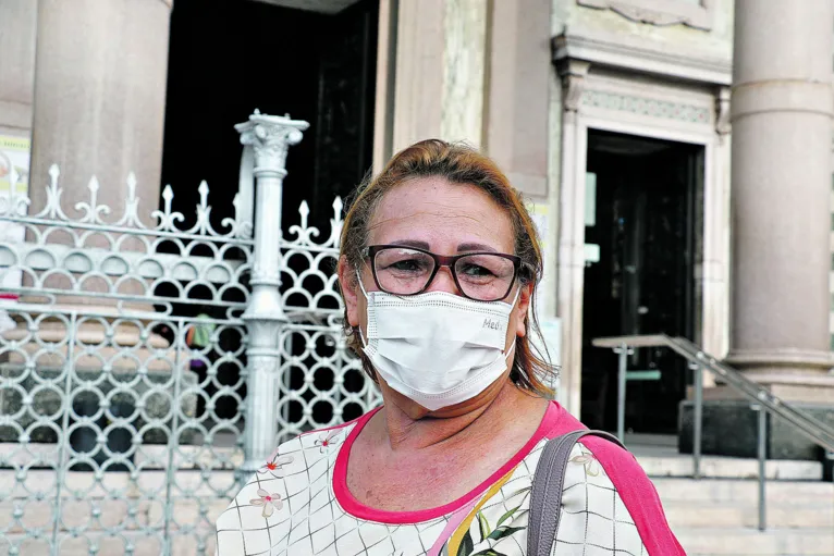 Célia sempre visita a Basílica quando vem a Belém 