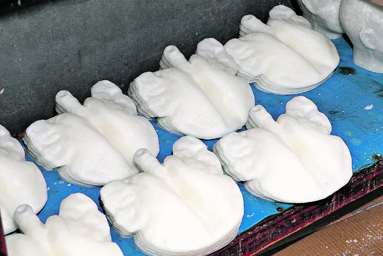 Pandemia fez crescer a busca por objetos que representam pulmões nas fábricas

