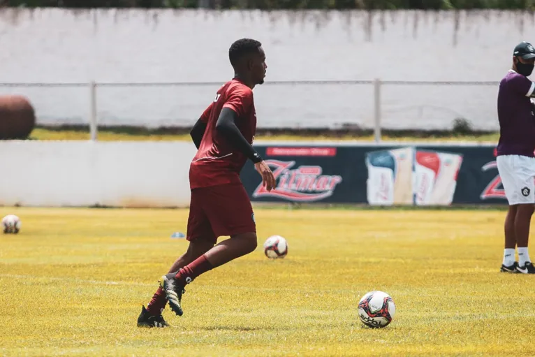 Zagueiro Edu, novo contratado do Clube do Remo