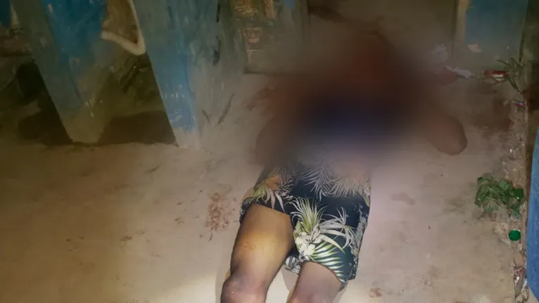 Vítima assassinada a tiros no Bairro Infraero