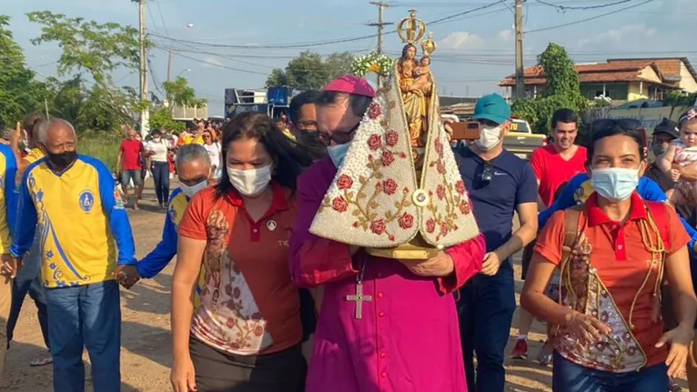 Círio Fluvial reúne centenas de fiéis em Marabá   
