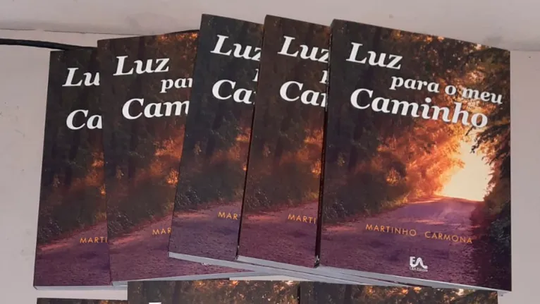 Deputado Martinho Carmona lança livro em Marabá 