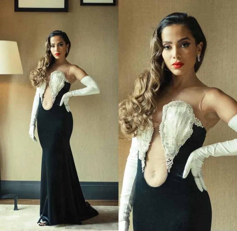 De
Honório para o mundo! Anitta chega belíssima para o VMA