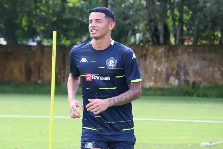 Zagueiro Keven, do Clube do Remo