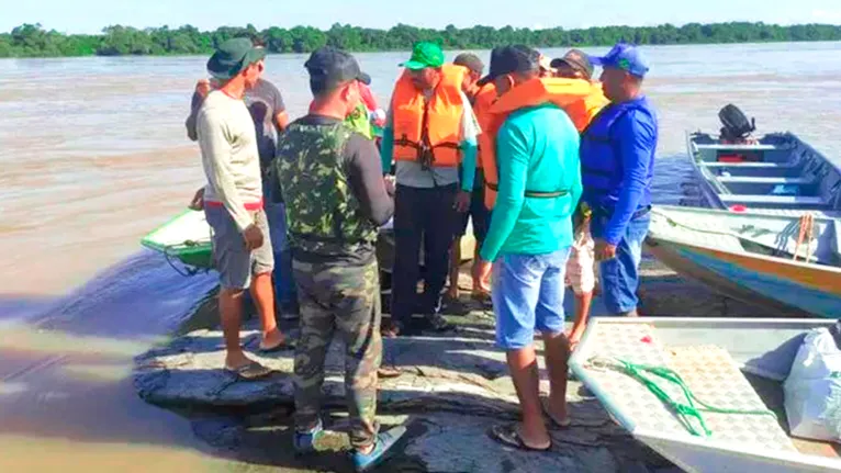 Uma equipe de mergulhadores do Corpo de Bombeiros foi enviada a Xinguara para auxiliar nas buscas