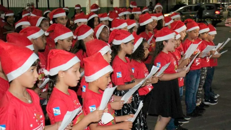 Outra cantata aconteceu na quinta-feira em frente ao Museu Francisco Coelho na Marabá Pioneira