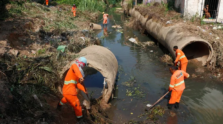 Prefeitura de Marabá mandou limpar bueiros, canais e grotas já se  preparando para a forte chuva que vem por aí