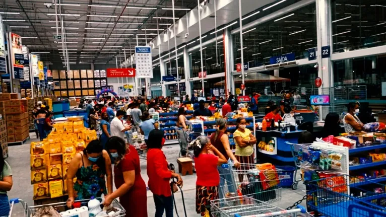Movimentação nos supermercados também foi intensa
