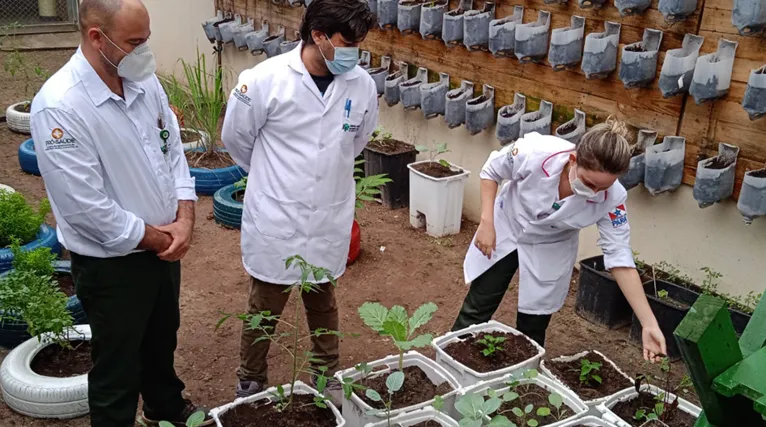 O Hospital Regional do Sudeste do Pará vem recebendo ajuda profissional da Empresa de Assistência Técnica e Extensão Rural do Estado do Pará (Emater) 