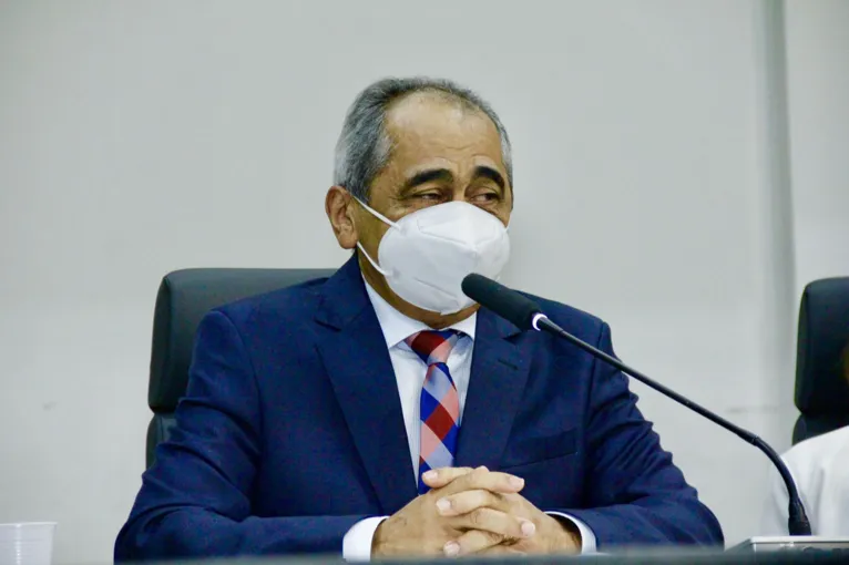 O deputado estadual Raimundo Santos.