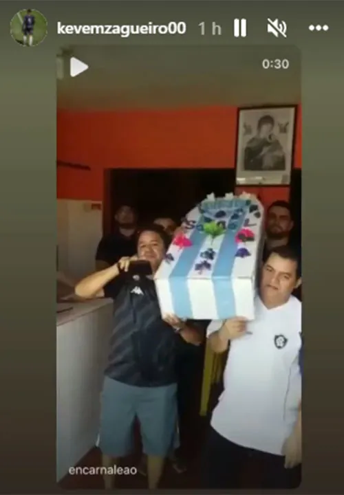 Zagueiro do Remo tira sarro com Paysandu na web