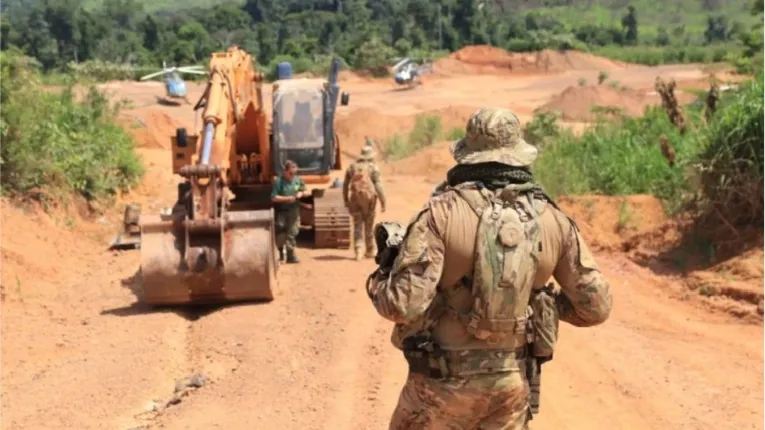 Além do manganês apreendido, a operação Guaraci apreendeu e destruiu maquinário utilizado nas atividades ilegais avaliado em R$ 17,4 milhões