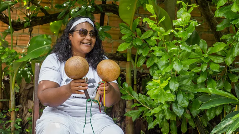 Neia das maracas diz que já foi discriminada no meio