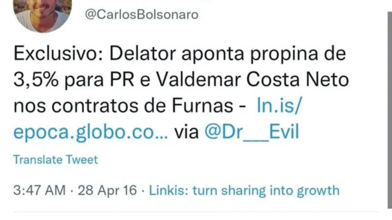 Carlos Bolsonaro exclui post sobre propina a Costa Neto