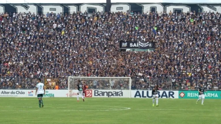 Jogadores do Remo protestam contra racismo no futebol