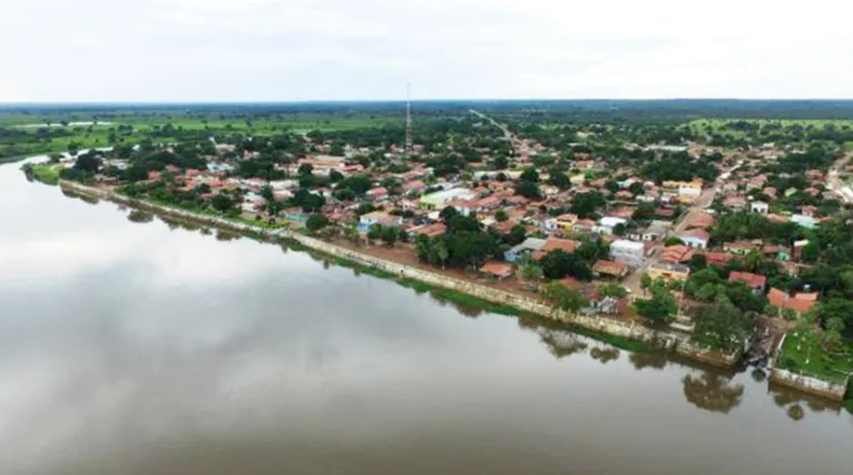 O município fica a 122 quilômetros de Redenção.