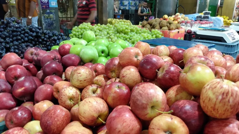 Alimentos serão vendidos a preços menores.