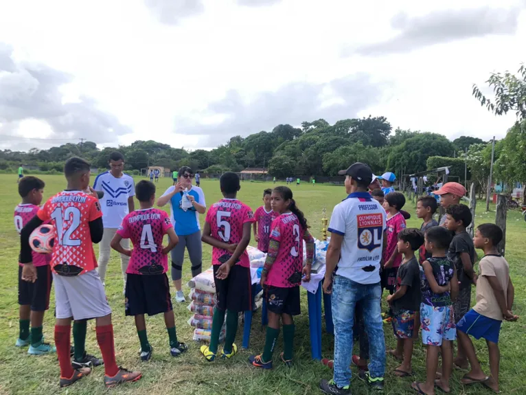 Paysandu realiza ação social com crianças de Mosqueiro