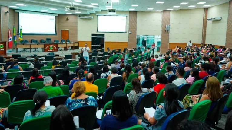 Escolas públicas de Marabá retornam aulas 100% presenciais 