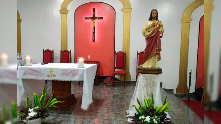 Igreja Sagrado Coração de Jesus foi alvo de criminosos  