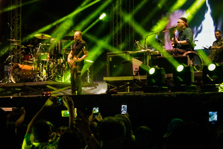 No fim da gestão de Alberto Maia, o Papão trouxe a dupla sertaneja Marcos e Belutti, e a banda de rock Os Paralamas do Sucesso para lançamento da camisa.
