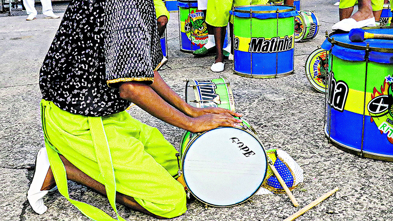 Sem os desfiles na Aldeia, Fumbel quer retomar o projeto “Carnaval o Ano Todo”, com oficinas e atividades que geram renda e movimentam as escolas de samba