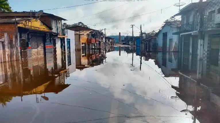 cheia do Tocantins já atingiu 879 famílias, segundo dados da Secretaria de Assistência Social do município