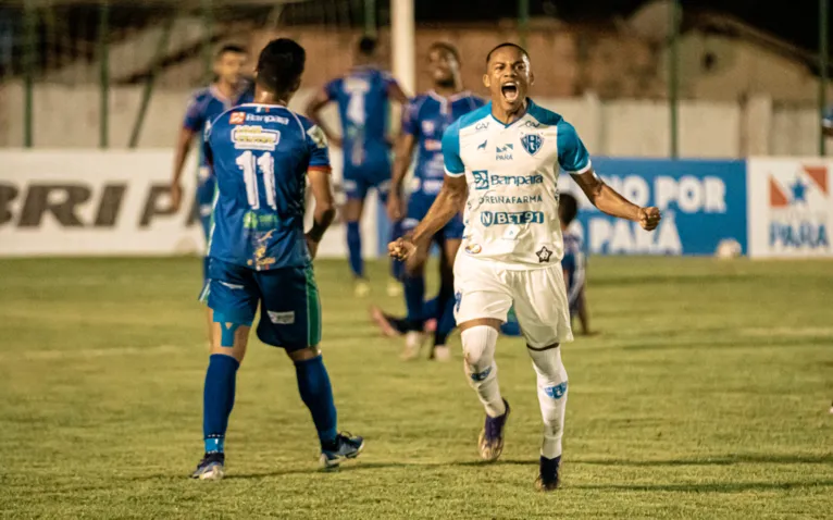 Robinho marcou o gol da vitória contra o Independente