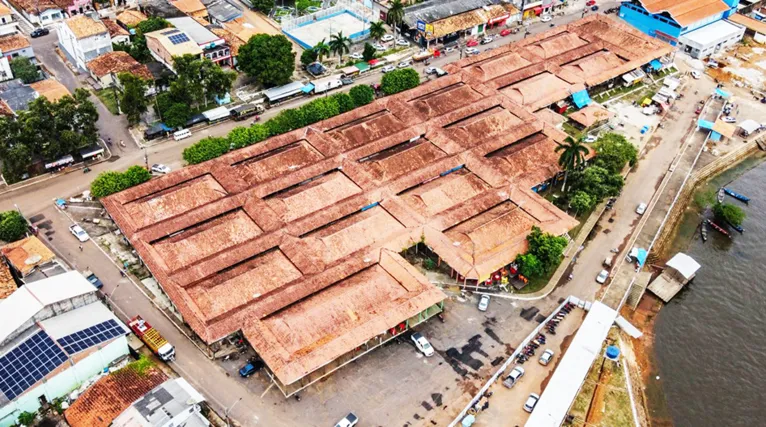 A Feira Municipal, no núcleo urbano de Tucuruí, funciona há mais de 30 anos, e faz parte da história e da economia da cidade