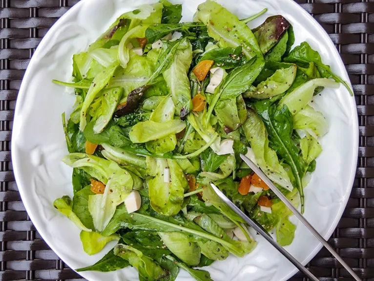 Veja 10 receitas fáceis e gostosas de saladas para emagrecer