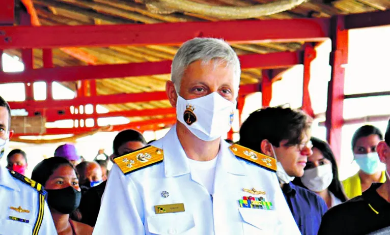 Vice-Almirante Edgar Luiz Siqueira Barbosa, comandante do 4º Distrito Naval.