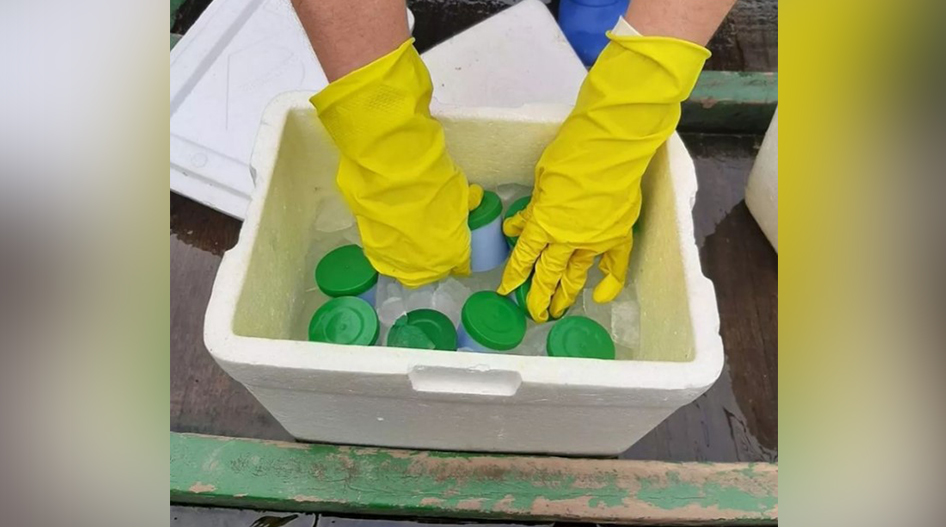 O projeto coletou água para análise laboratorial e entregou panfletos para a população quanto à conscientização dos riscos de contaminação das águas
