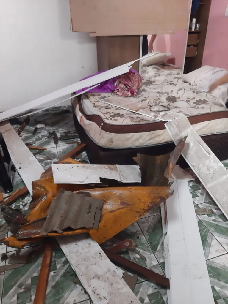 Cilindro lançado em explosão destrói casa na Terra Firme