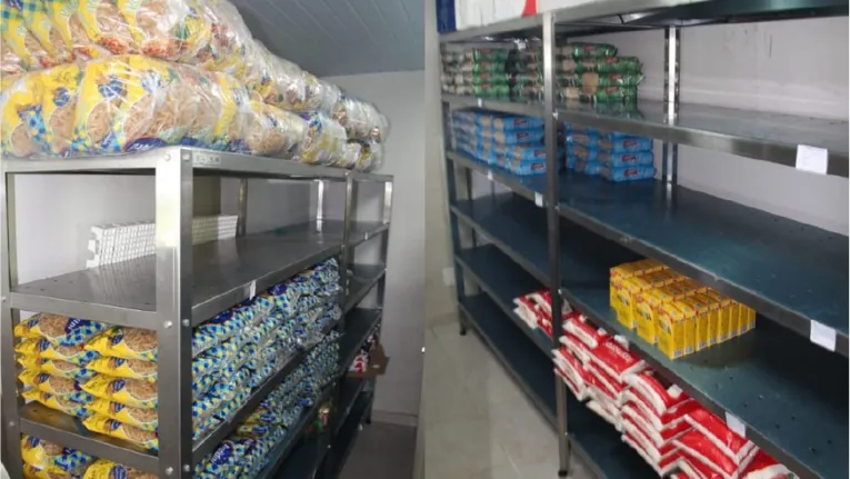 Uma vistoria foi realizada para checar o armazenamento dos produtos e a preparação dos alimentos