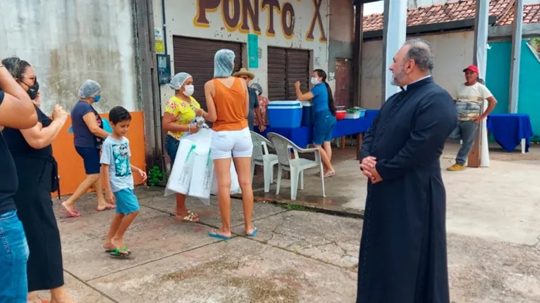 De acordo com o padre Peterson Maria, pároco da comunidade, a construção da nova paróquia está acontecendo "do zero"