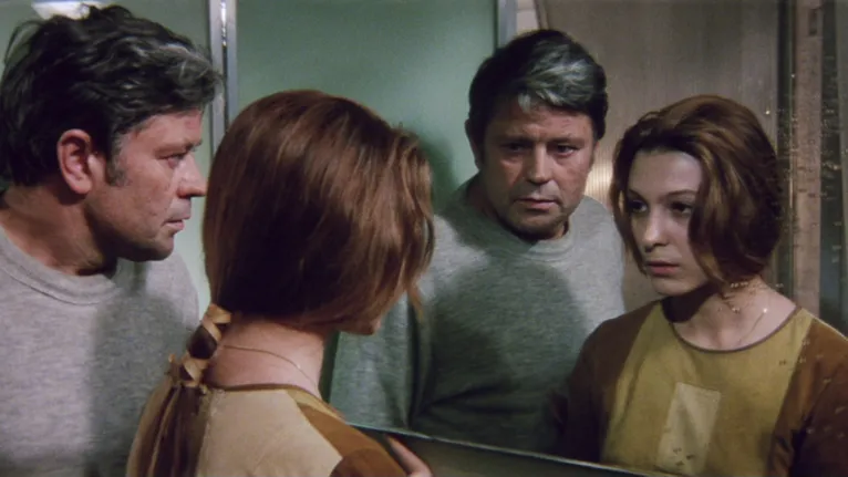 “Solaris”, filme de 1972 de Andrei Tarkovsky.