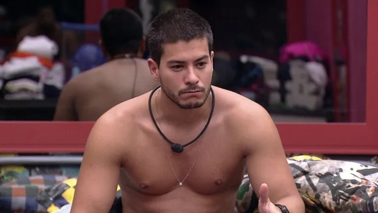 No jogo da discórdia, Arthur disse esperar um paredão com a Jade.