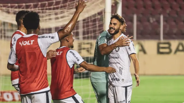 Albano marcou o gol da vitória contra o Confiança, ainda na quarta rodada da Série C