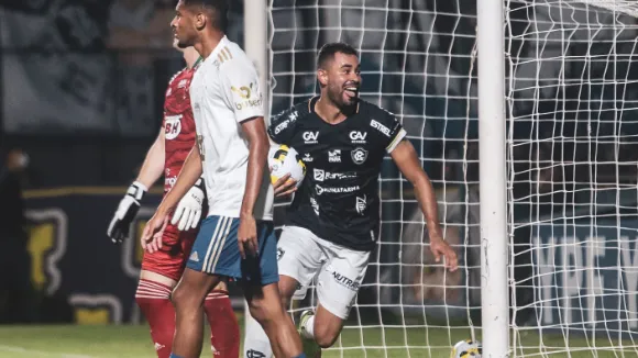 Com gol de Daniel Felipe, o Clube do Remo venceu o Cruzeiro de virada por 2 x 1, no jogo de ida da 3ª fase da Copa do Brasil