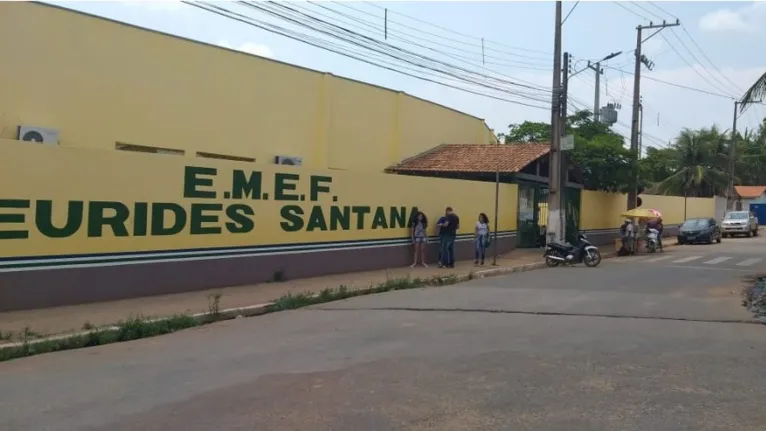 Dois alunos da Escola Municipal Eurides Santana  foram apreendidos