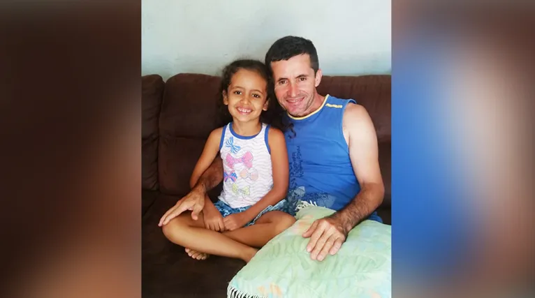O verdadeiro pai da menina é Ademar Souza Mendes, que mora em Parauapebas