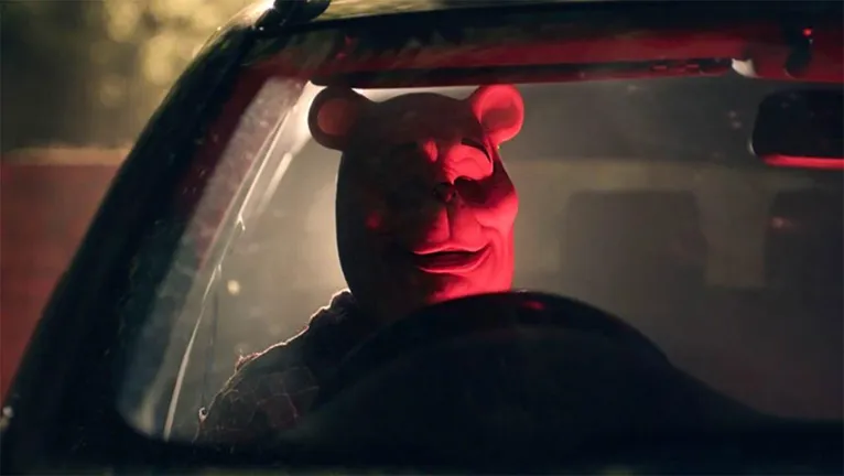 Ursinho Pooh vira serial killer em filme de terror