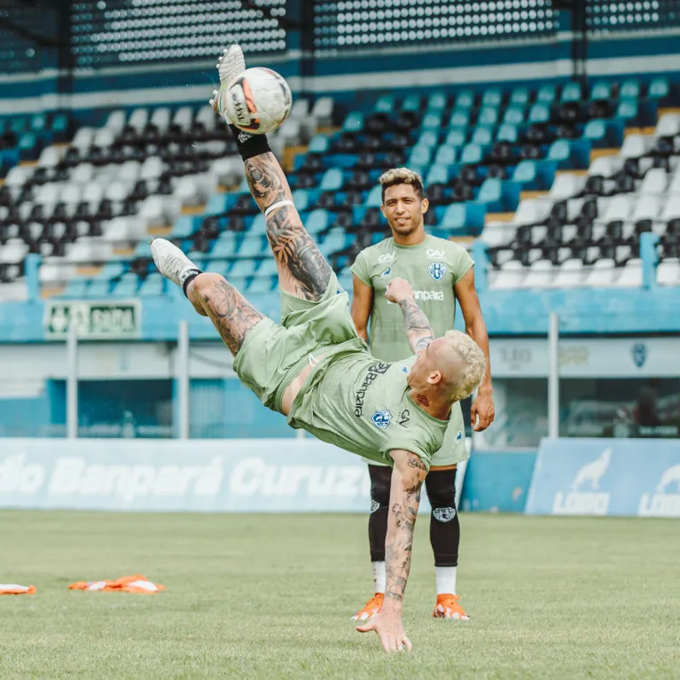 Toscano vem sendo peça fundamental na equipe de Márcio Fernandes