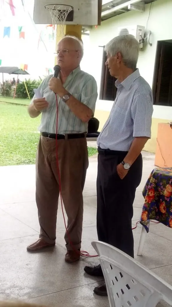 Padre Igino, ao lado de Padre Bruno Sechi, também já falecido