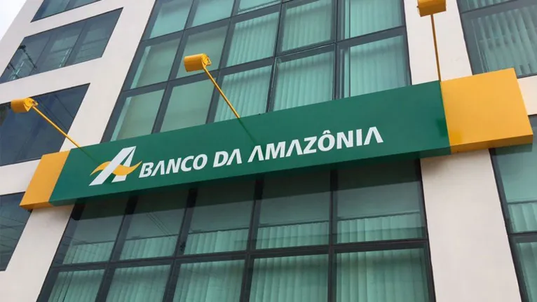 Bancários cobram pagamento de verbas salariais do Basa