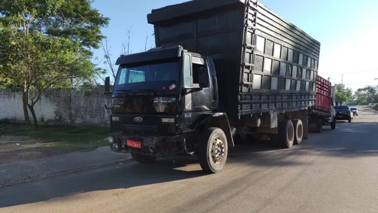 Caminhão ficou de passar por perícia