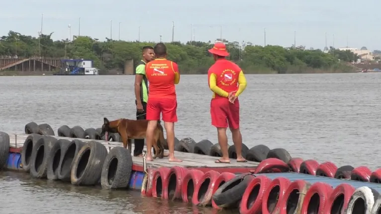 Buscas contam com mergulhadores do Corpo de Bombeiros