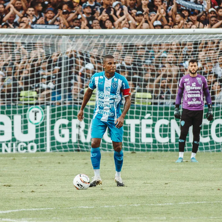 Desde o início da temporada, Genilson foi o único que se assegurou na zaga