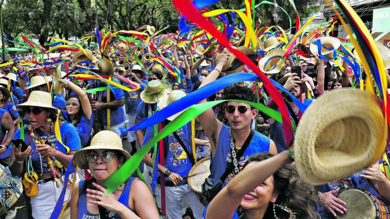 A lei Paulo Gustavo garante recursos para a classe cultural com a pandemia de covid-19