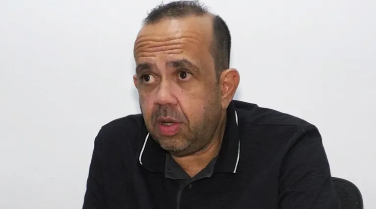 Alessandro Viana, secretário de comunicação social   diz que pessoas quiseram escolher determinada vacina em detrimento de outra